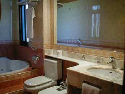 Hotel Montearagon Huesca Zewnętrze zdjęcie
